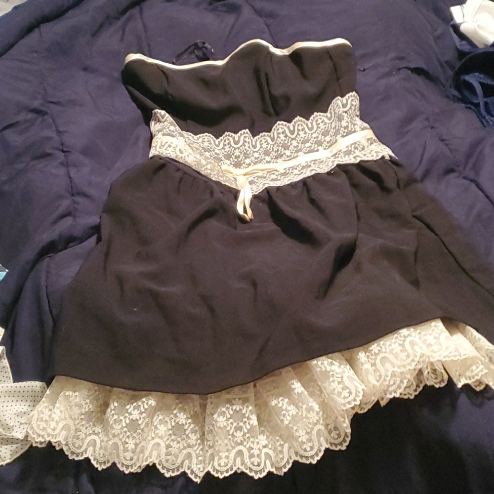Black strapless dress with lace